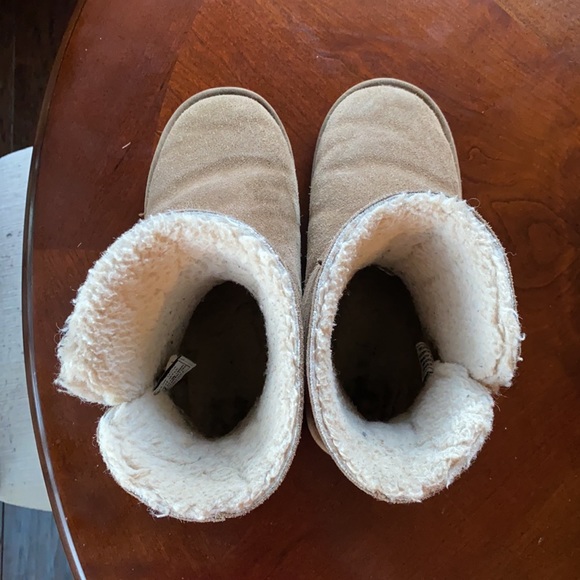 Bearpaw Booties - Picture 3 of 4